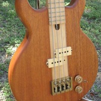 SD Curlee Brand Revived With New Bass Guitar