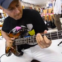 Juraj Griglak: Bass Jam in Japanese Guitar Shop