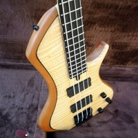 Bass of the Week: o3 Guitars Palladium