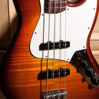 Fender Introduces Select Active Jazz Bass
