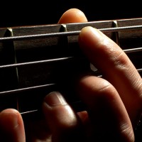 Keeping Your Left Hand Relaxed: 11 Tips for Bass Players