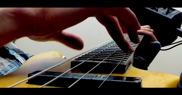 Zander Zon: “Single-Handed” Solo Bass