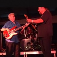 Donald “Duck” Dunn and Steve Cropper: Time is Tight (Final U.S. Performance)