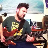 Alessandro Corsi: Solo Bass Arrangement of “Don’t Stop Me Now”