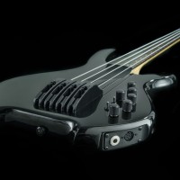 Willcox Introduces Saber SL HexFX Edition Basses