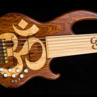 Bass of the Week: Conklin Guitars OM