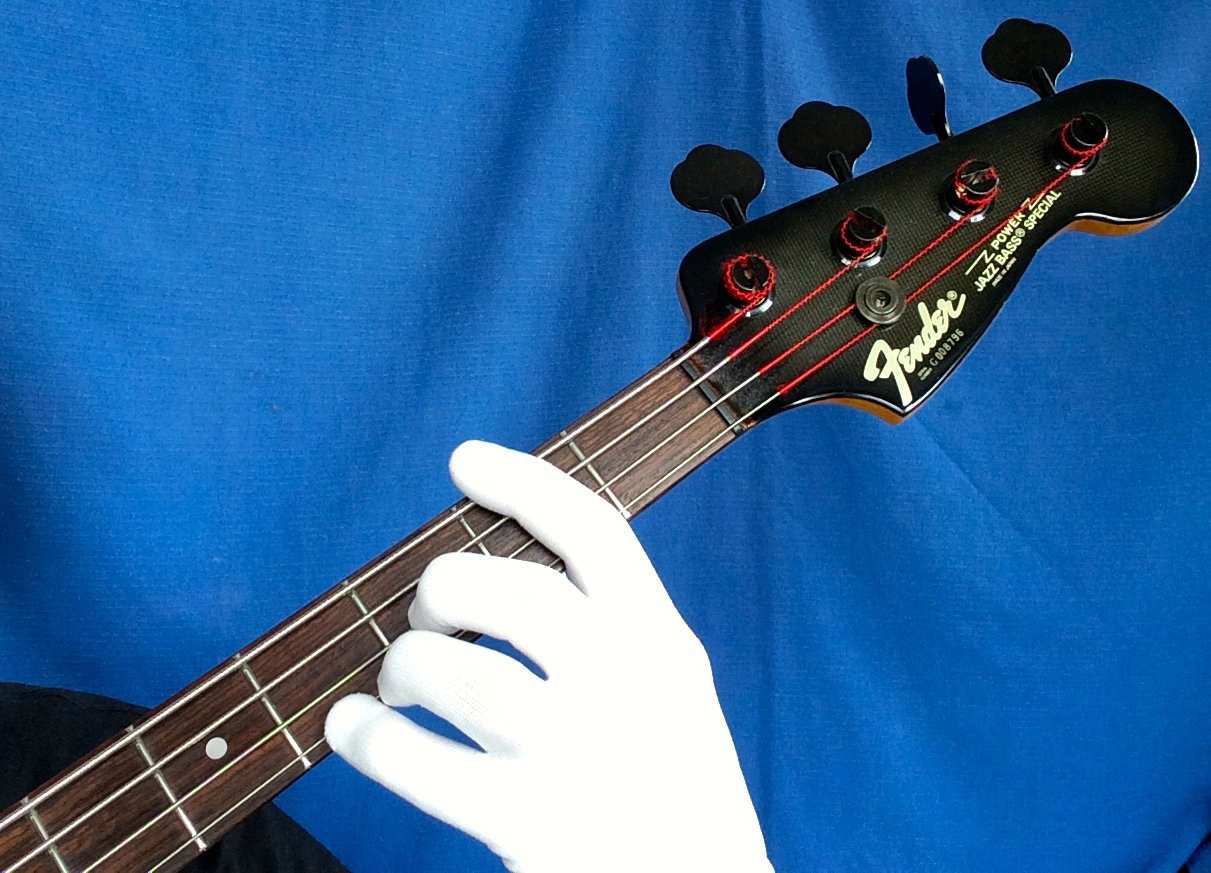 Bass Glove