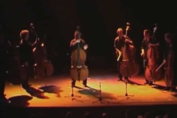 L’Orchestre de Contrebasses: Live Performance