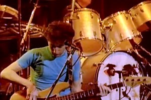 Queen: Dragon Attack Live with John Deacon (1982)