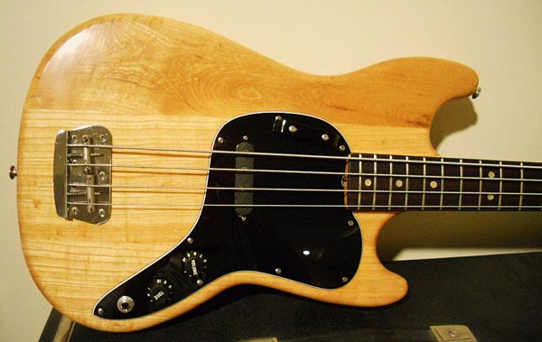 Old School: 1978 Fender Musicmaster Bass