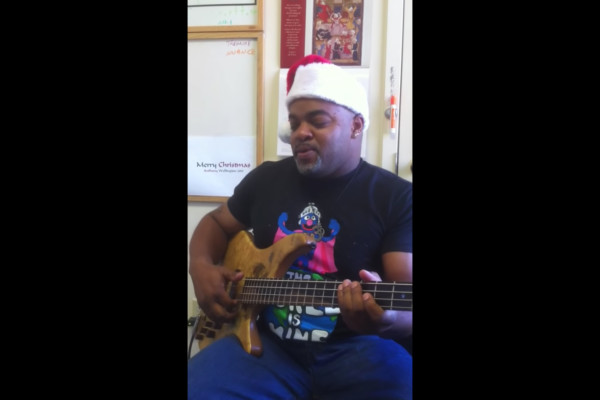 Anthony Wellington: Christmas Medley Bass Loop Jam