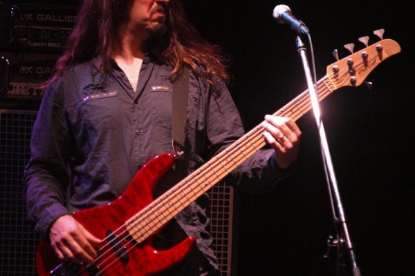 Mike Lull Releases Bryan Beller BBM5 Signature Bass