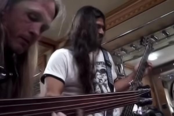 Robert Trujillo, Steve Bailey and P-Nut Bass Jam
