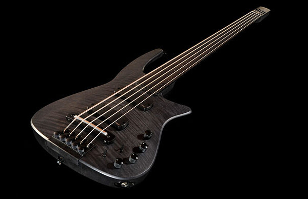 NS Design Announces CR5 Radius Bass Guitar