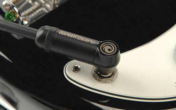Planet Waves Adds Right Angle Instrument Cables to American Stage Series