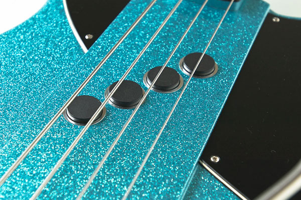 Blast Cult Enters the Electric Bass Market with the Thirty 2 Bass