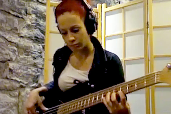 Fabienne Gilbert: “Come On Come Over” Bass Play-Along