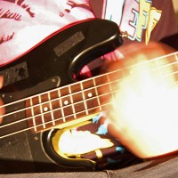 Troubleshooting a Clicking Sound From Your Bass