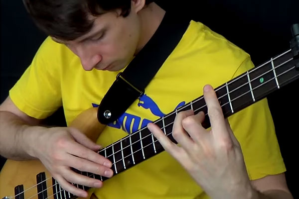 Zander Zon: “Lord of the Rings” Medley for Solo Bass