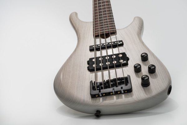Aguilar Introduces AG 4M/J-HC and AG 5M/J-HC Bass Pickup Sets