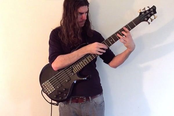 Simon Fitzpatrick: “Una Mattina” for Bass Guitar