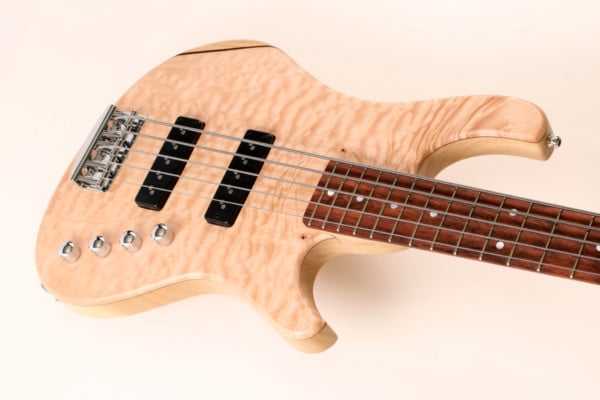 Bass of the Week: Kristall Basses Home