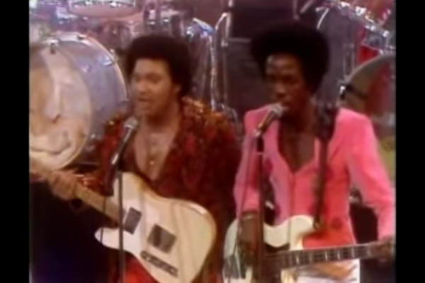 Earth, Wind, and Fire: Shining Star, Live 1975