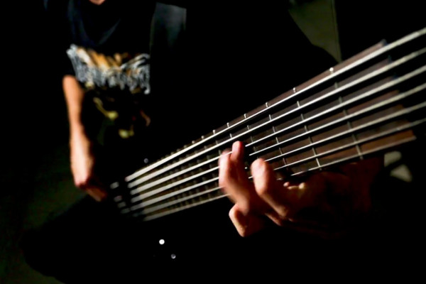 Mike Poggione: Bass Playthrough of Doomsilla’s “Redlight Executioner”