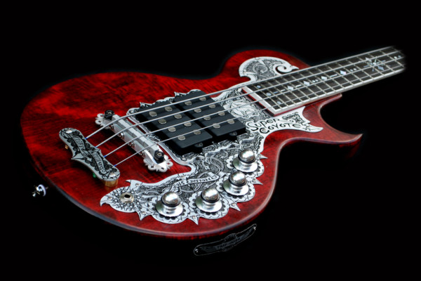 Teye Guitars Unveils Super Coyote Bass Prototypes