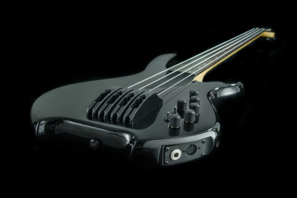 Willcox Introduces Saber SL HexFX Edition Basses