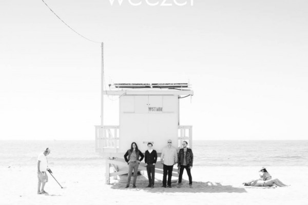 Weezer Announces New Album, Music Video, 2016 Tour Dates