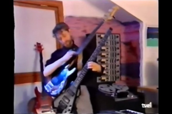 Michael Manring Playing Two Basses at Once