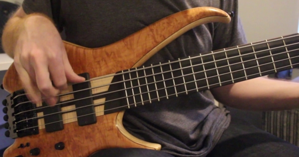 Stuart Clayton: Giants of Bass – Stuart Zender