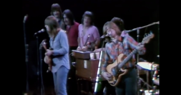 Chicago: 25 or 6 to 4 (Live, 1970)