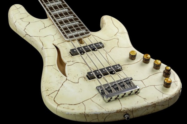 Bass of the Week: Mayones Master Builder Collection Jabba Semi-Hollow