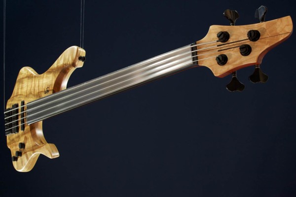 Bass of the Week: Le Fay Basses Remington Steele