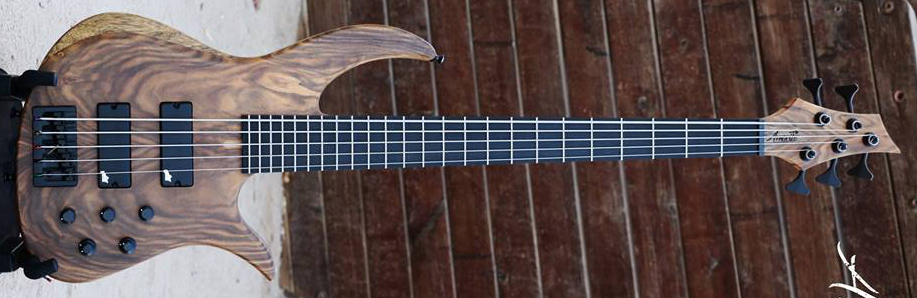 Amorite Guitars Kothar Bass