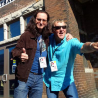 Geddy Lee Teams with Alex Lifeson for Fundraising Wine Tour