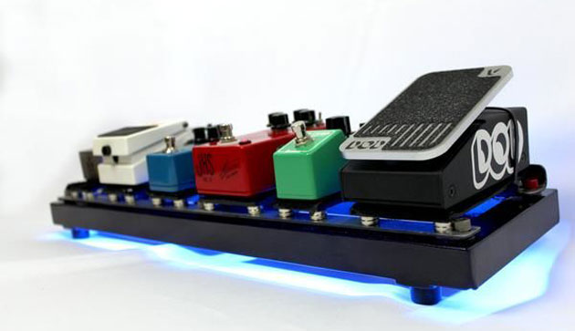 Rare Earth Music Earthboard Magnetically-Powered Pedal Board