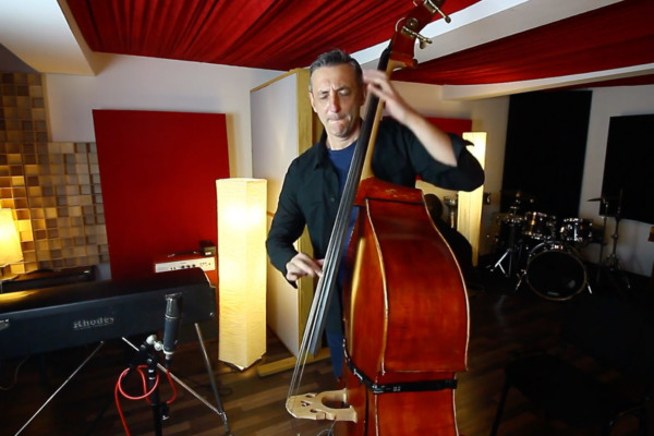 Nenad Vasilic: Solo Bass Improvisation