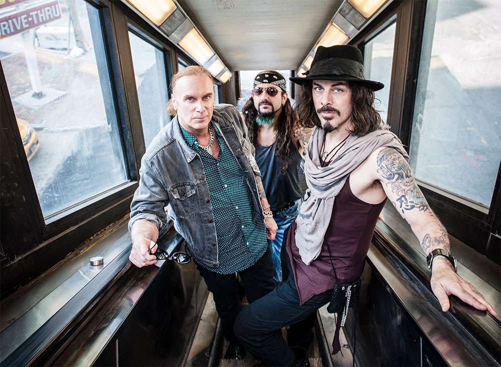 winery dogs tour california