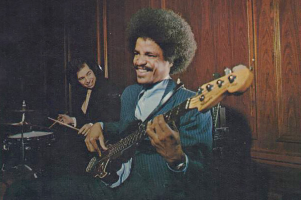 Bass Transcription: Phil Upchurch’s Bass Line on “Misty” by Donny Hathaway