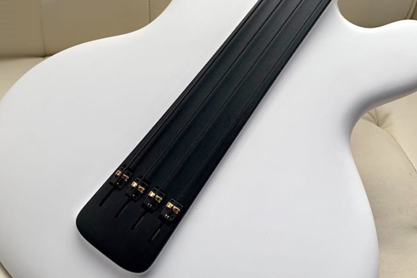 Bass of the Week: Jens Ritter Instruments Princess Isabella Concept Bass