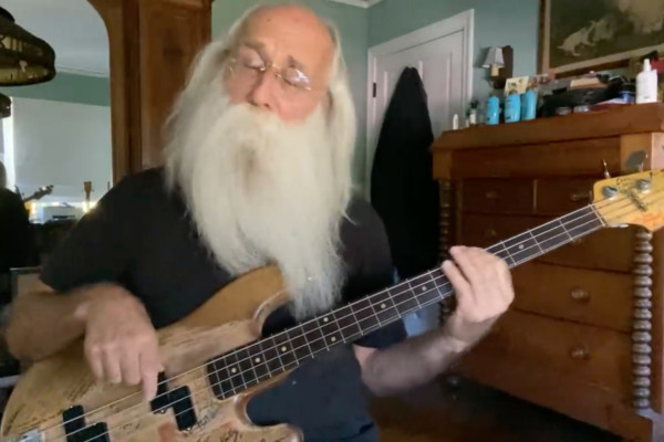 Leland Sklar: “One in a Million” Playthrough and Discussion
