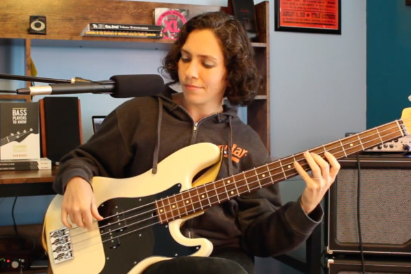 Ryan Madora: How To Play A Blues Shuffle On Bass – The Duck Dunn Blues Groove