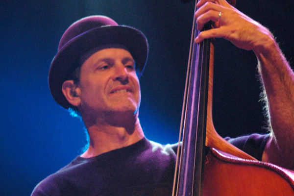 Bass Players To Know: Mark Schatz