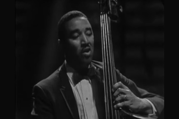 Ray Brown Legendary Jazz Bassist Note-for-note Transcriptions of 18 Classic Performances 