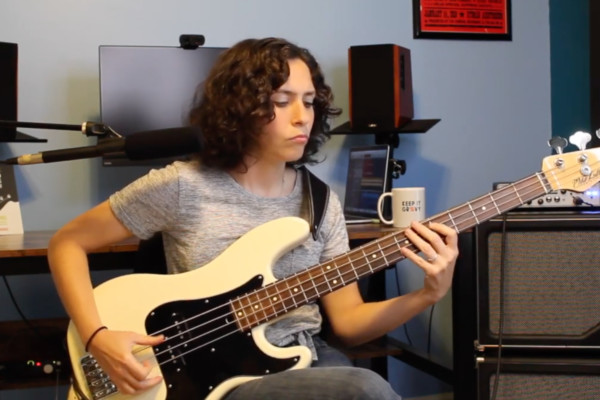 Keep It Groovy: Build Your Bass Groove – Using Octaves And Palm Muting