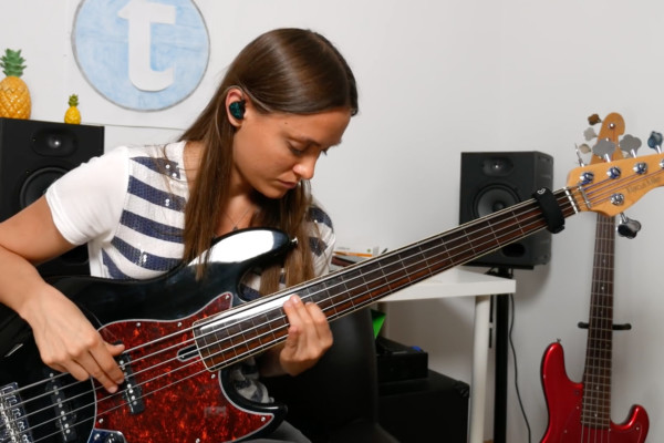 Julia Hofer: Top 5 Pino Palladino Bass Lines