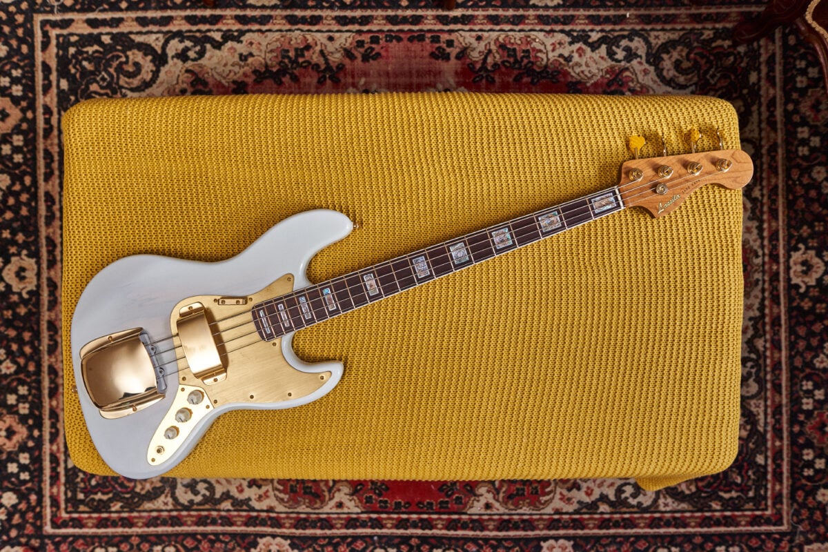 Lassila Guitars Golden Gorgeous Bass
